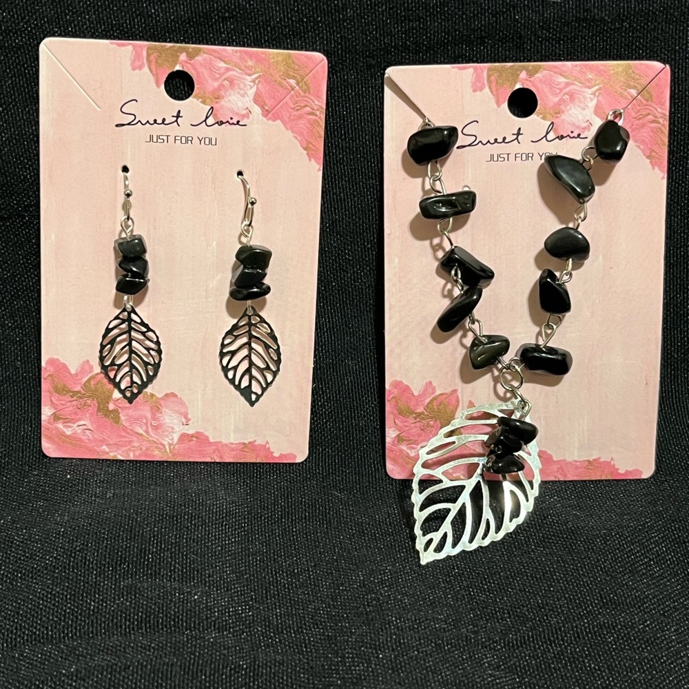 Black and Silver Leaf Jewelry Set